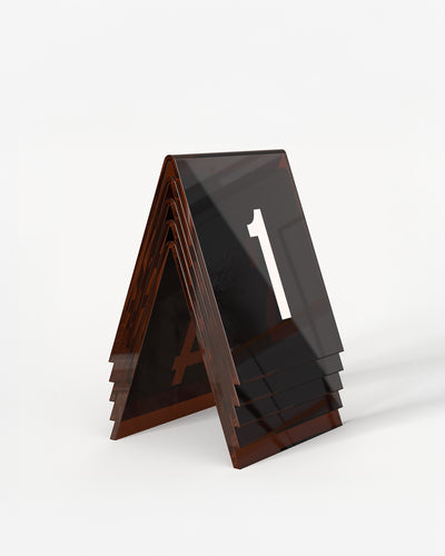 Set de 20 números de mesa apilables de acrílico marrón Black Tea#color_black-tea